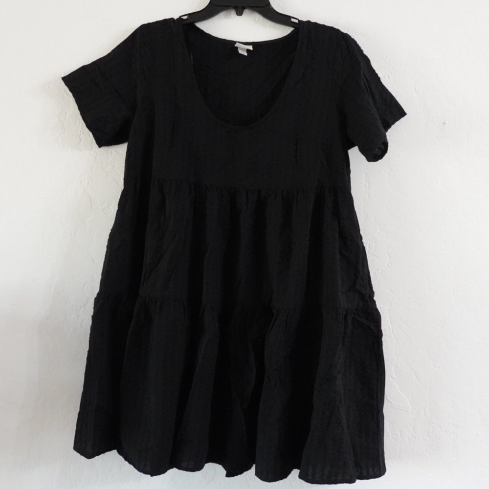 A New Day Black‎ Textured Tiered Dress – Size M, Short Sleeve Babydoll
